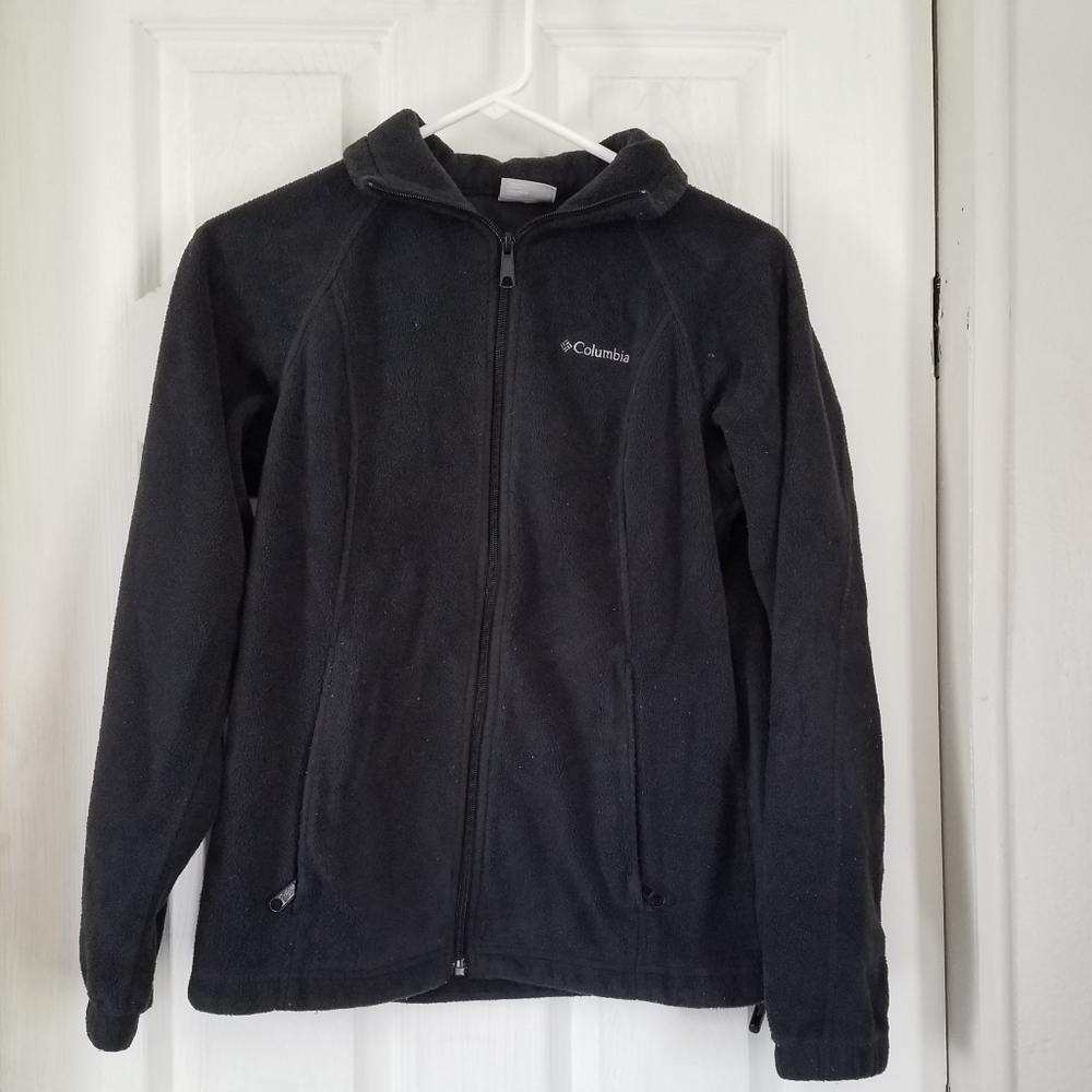 Size small Columbia fleece jacket